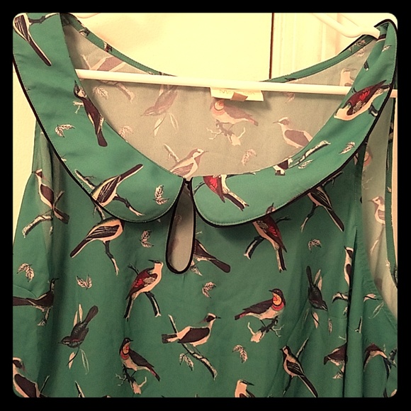 Modcloth Tops - ModCloth Birds Collared Keyhole Tank 2X